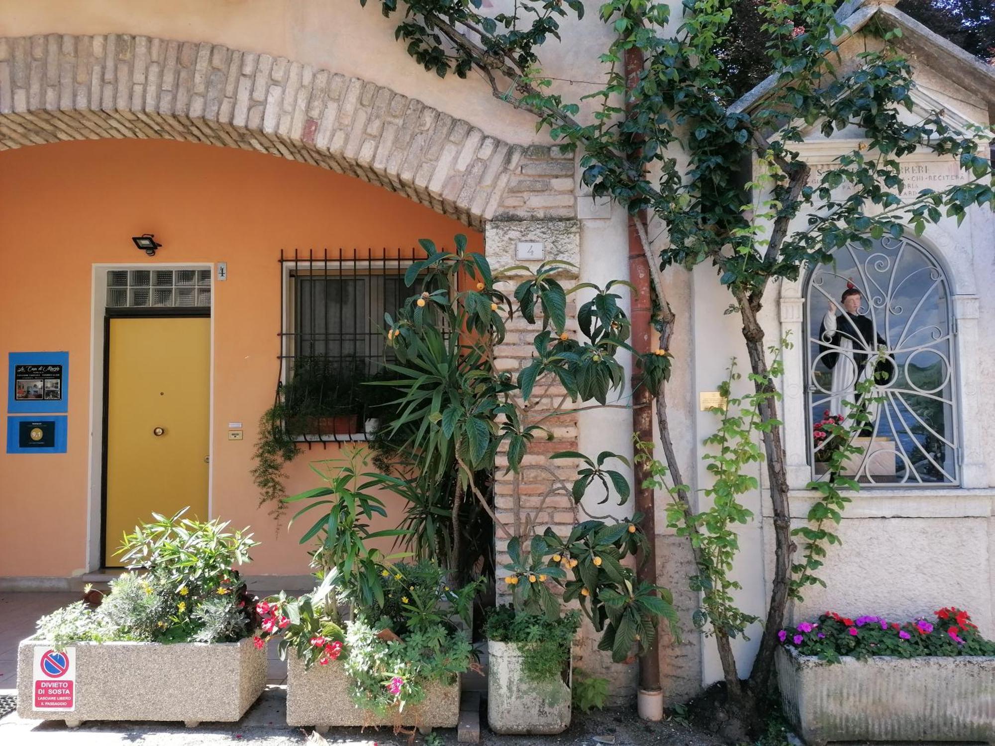 La Casa Di Marzia Lägenhet Bardolino Exteriör bild